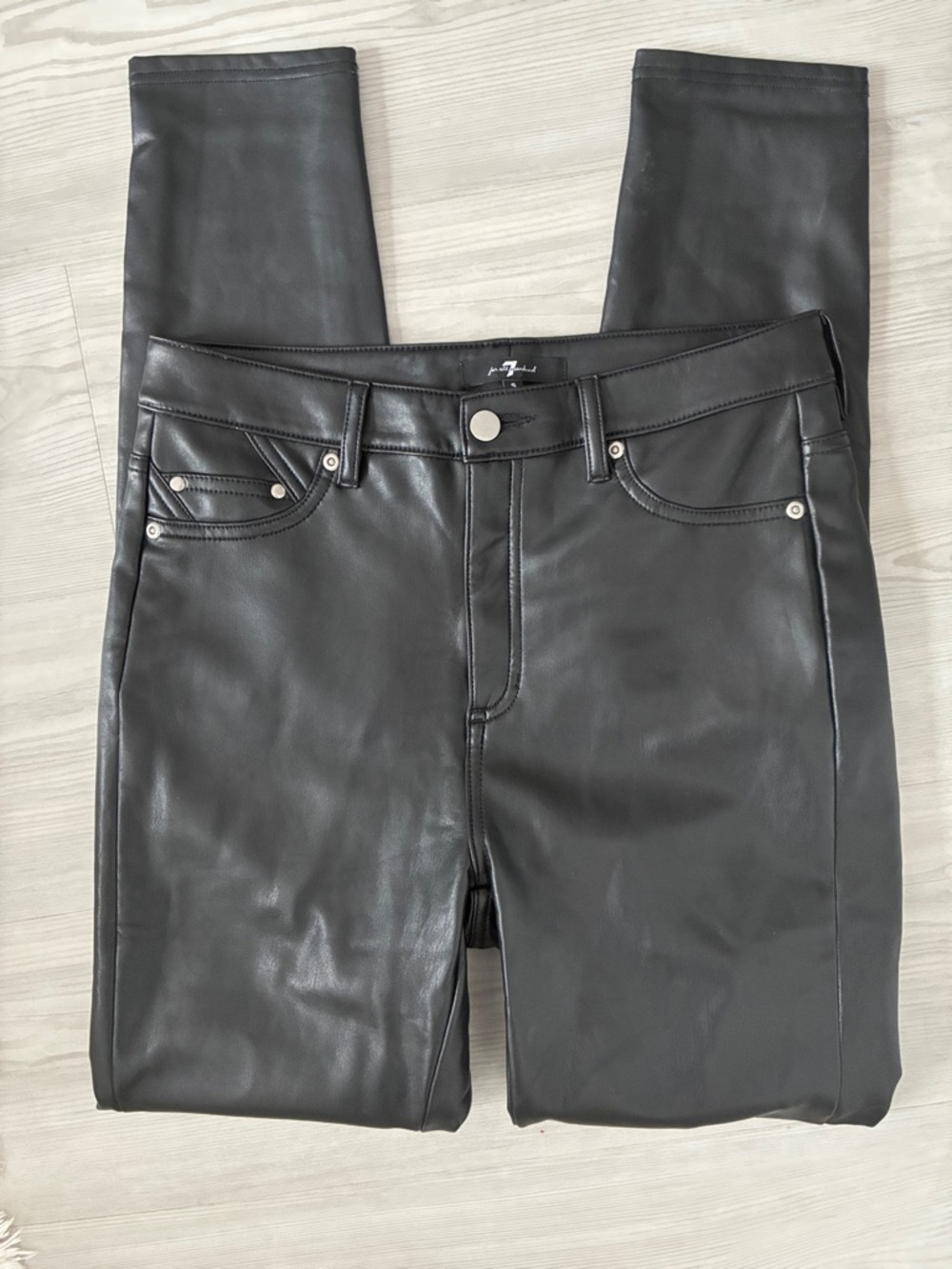 7 For All Mankind Size S High-Waisted Vegan Leather Pants - Black